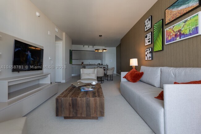 Building Photo - 4111 S Ocean Dr
