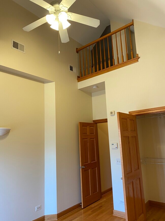 Master Bedroom Loft - 1812 N Wolcott Ave