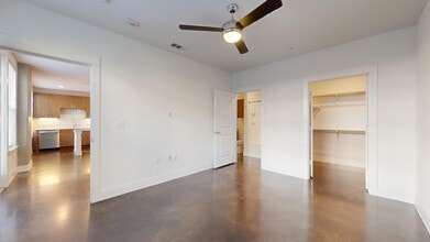 Interior Photo - Griffis Oak Lawn