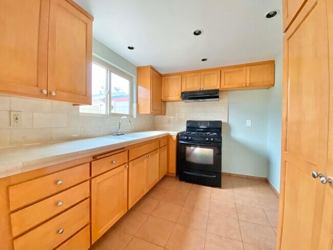 Foto del edificio - 7928 Virginia St