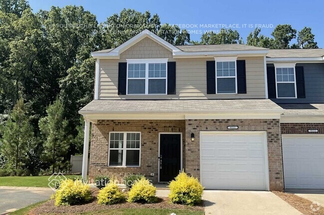 Building Photo - 9211 Grand Valley Dr