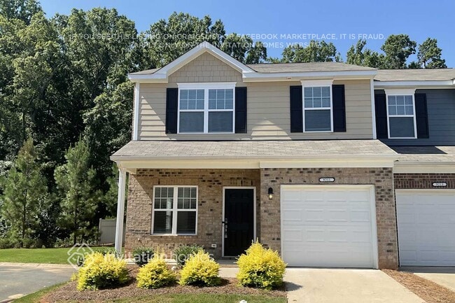 Building Photo - 9211 Grand Valley Dr