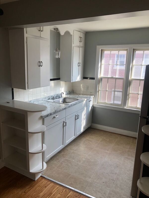 Building Photo - 2327 Mount Claire Ave