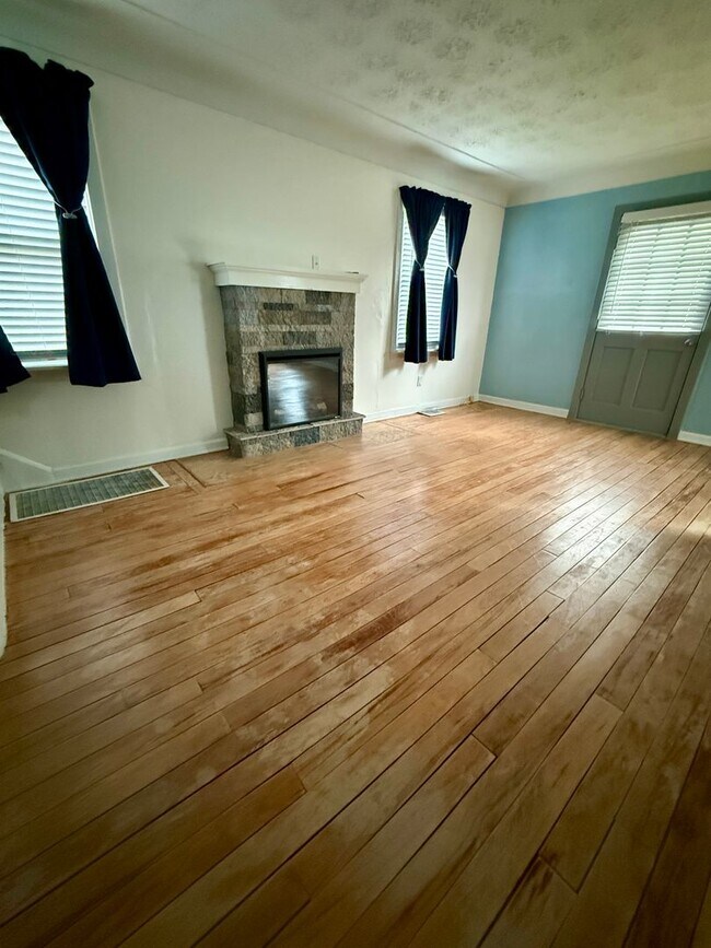 Foto del edificio - Available Now! 2-bed home in Ft. Thomas with lots to offer!