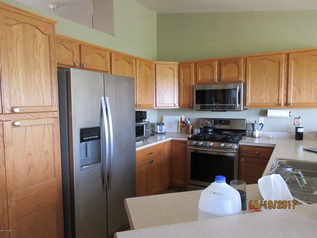 Foto del edificio - 2128 Sequoia Dr