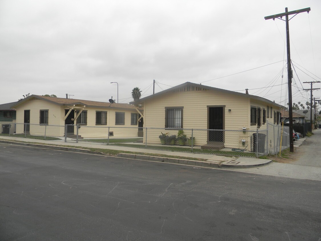 Foto principal - 3106 W 27th St