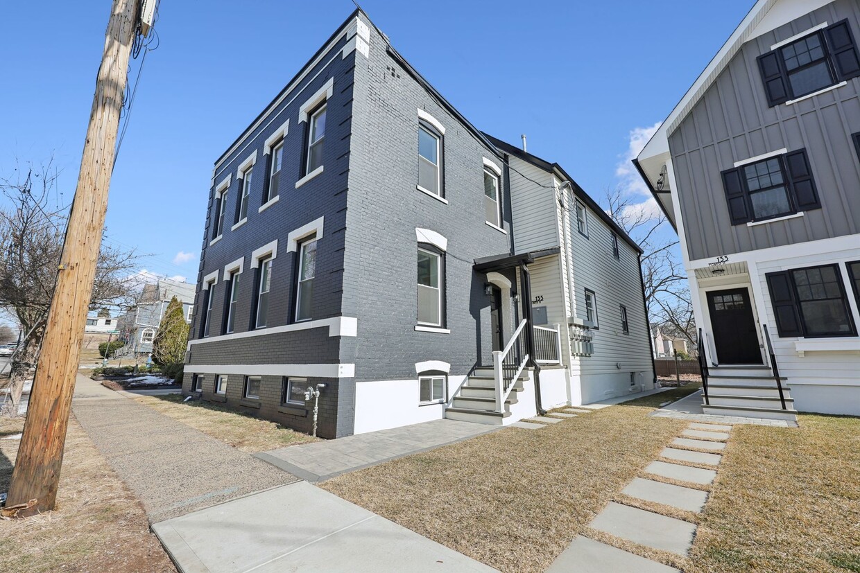 Photo - 135 Forest St (Montclair, NJ)