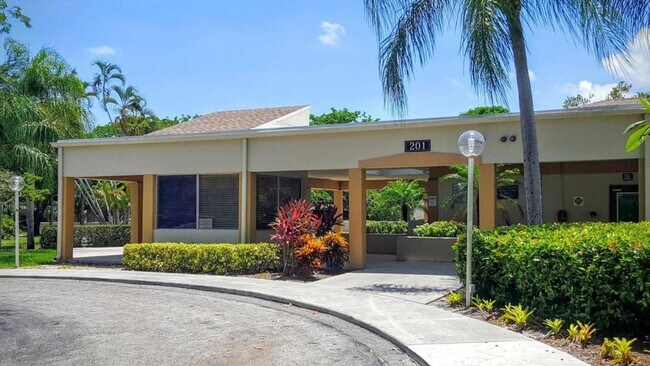 Foto del edificio - 109 Gardens Dr