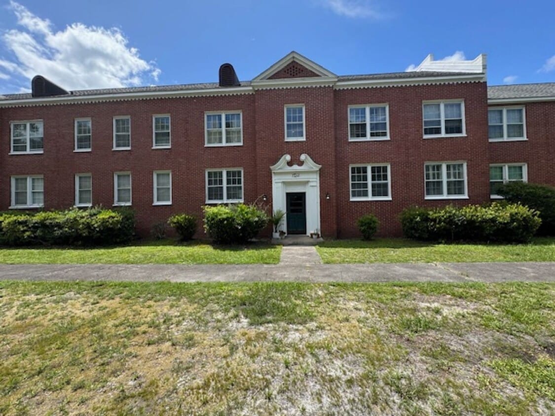 Oleander Court - Oleander Court