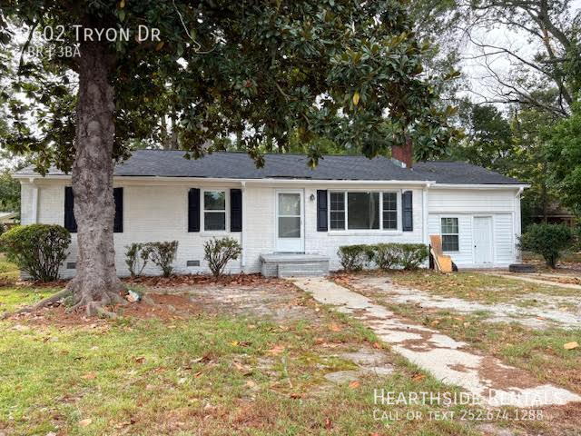 Photo - 2602 Tryon Dr House