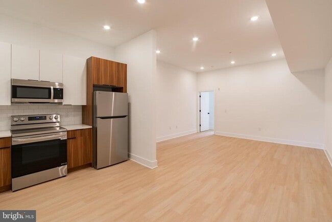 Foto del edificio - 4408 Lancaster Ave