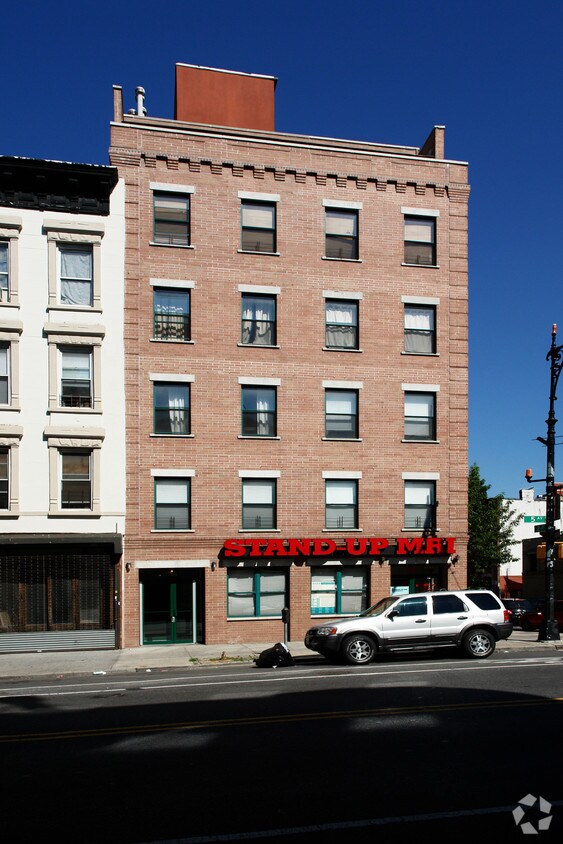 Building Photo - 306 5th Ave