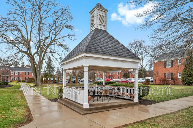 Foto del edificio - 836 Thorn St