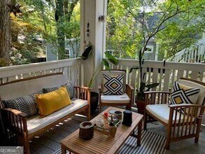 Building Photo - 1229 Euclid Ave NE