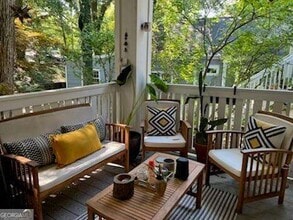 Building Photo - 1229 Euclid Ave NE