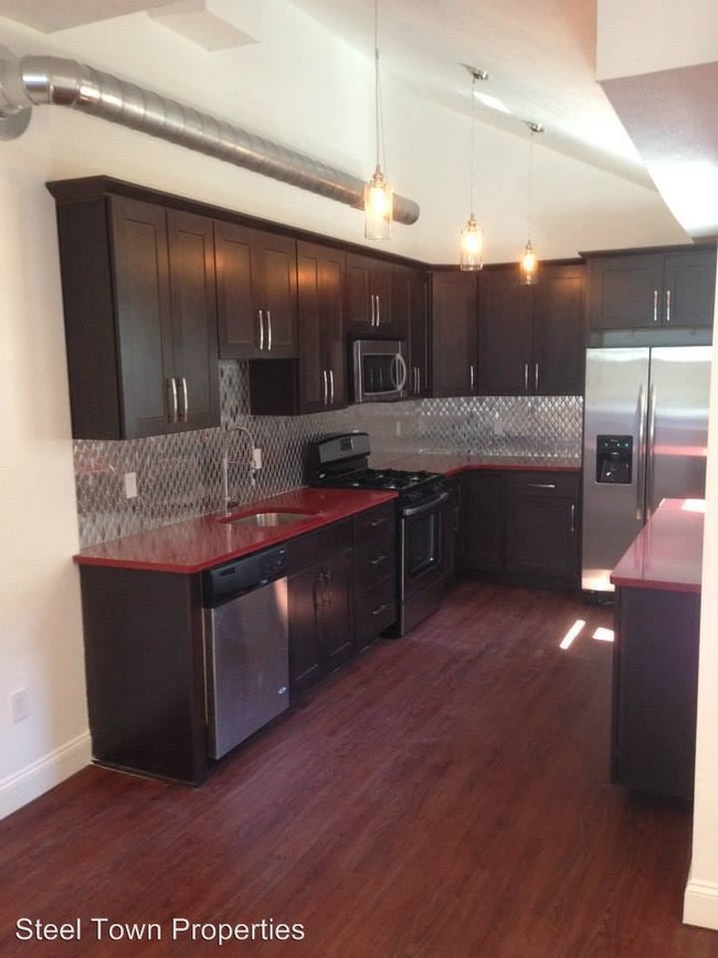 Building Photo - 4 br, 2.5 bath House - 1815 Jane St.