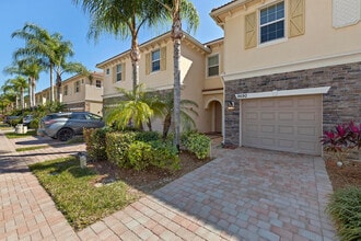 Building Photo - 9590 SW Purple Martin Way