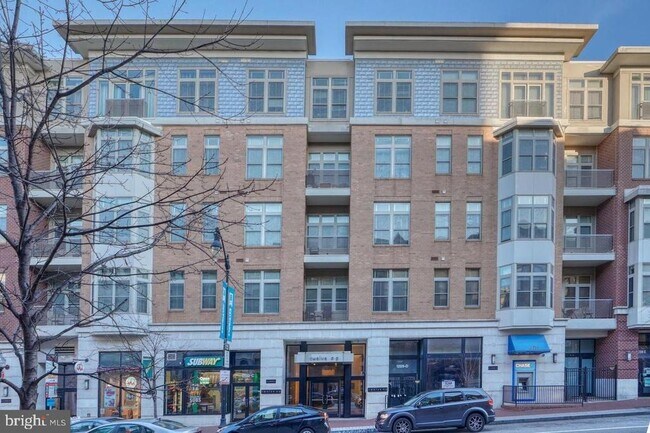 Foto del edificio - 1209 N Charles St