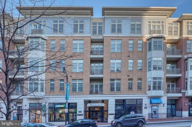 Building Photo - 1209 N Charles St