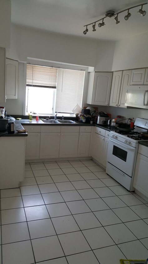 Interior Photo - Emerson Apartments