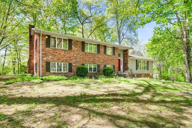 Building Photo - 5518 Woodlyn Rd