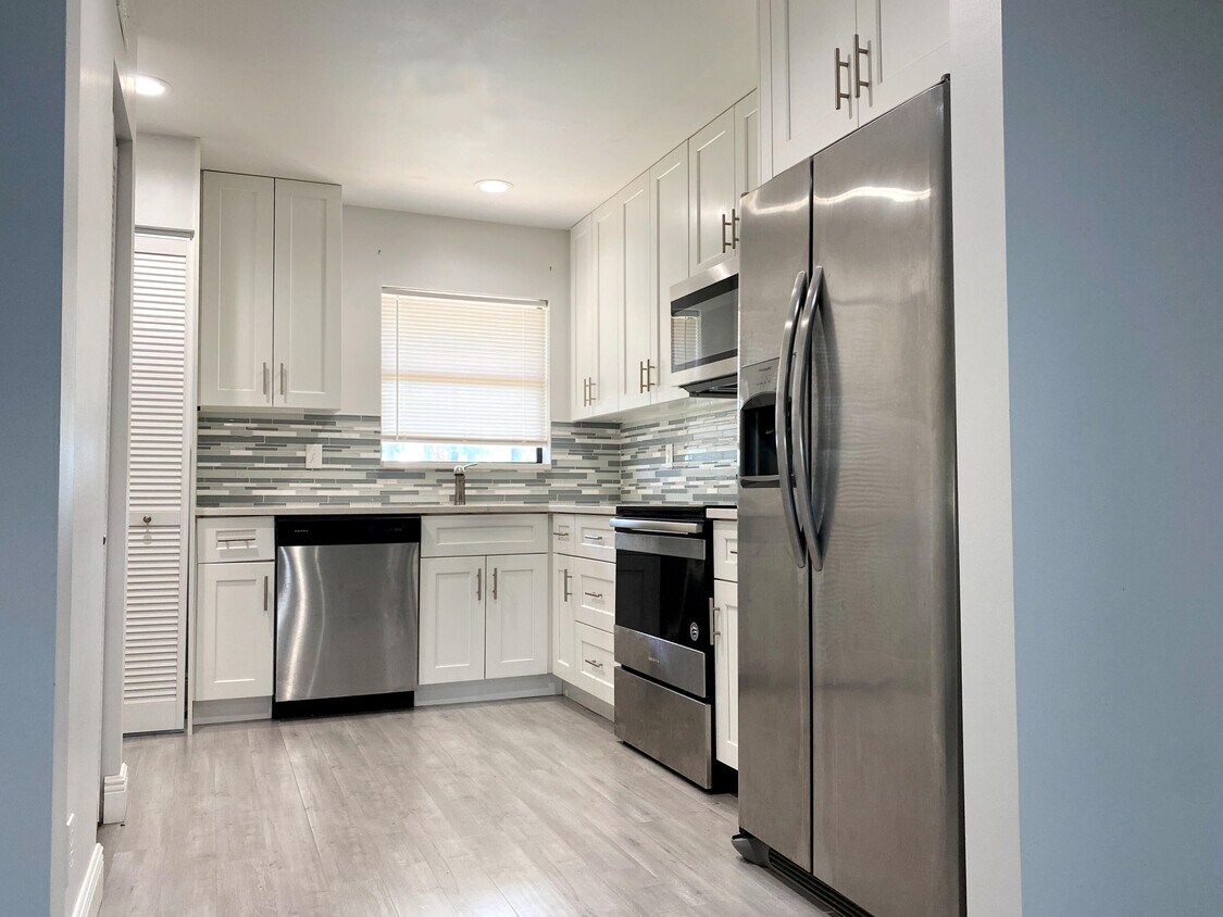 4575 Lucerne Lakes Blvd, Lake Worth, FL 33467 House Rental in Lake Worth, FL