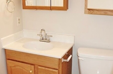 Foto del edificio - 4019 Harmony Ln