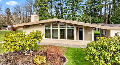 Building Photo - 8317 Vernon Rd