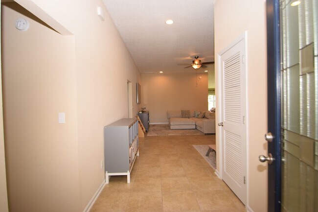 Foto del edificio - CedarBrook 4bed/2baths- Ocean Way - Close to Military bases- Airport- Downtow