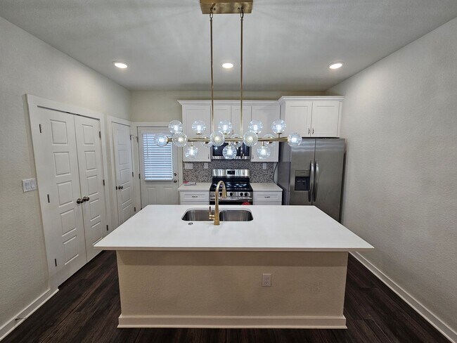 Foto del edificio - Brand New Town-home in the Heart of Denver...
