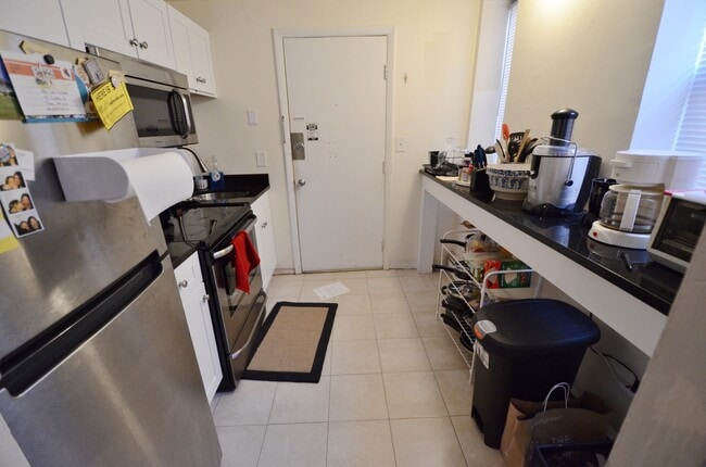 Building Photo - Symphony Road Apartments