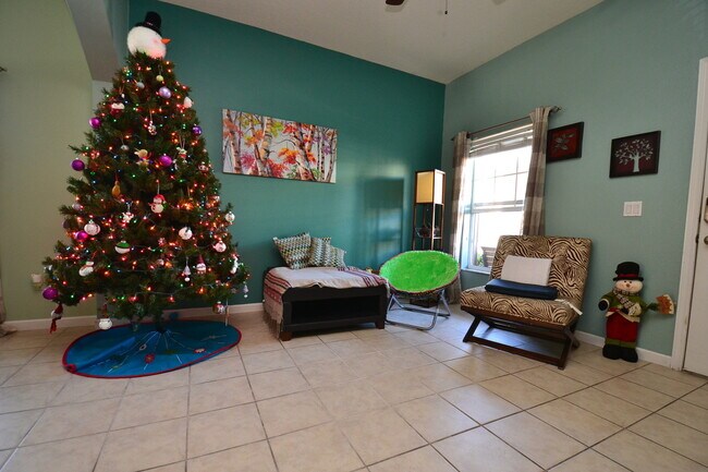 Foto del edificio - Large, End Unit 5B/3.5B Townhome - Gated Community, Heritage Commons