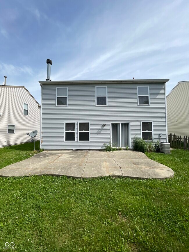 197 Frostwood Ln, Greenwood, IN 46143 House Rental in Greenwood, IN