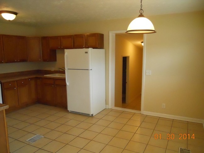 Building Photo - 3 br, 2.5 bath House - 3235 Cesery Blvd