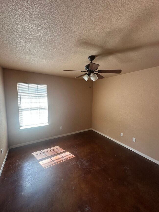 Building Photo - 3bd/2ba in Harker Heights!