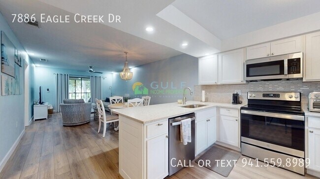 Building Photo - 7886 Eagle Creek Dr