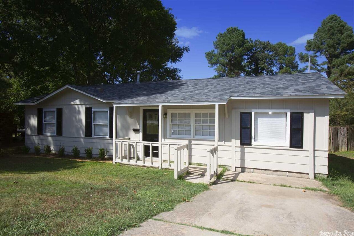 Primary Photo - 5216 Gum Springs Rd