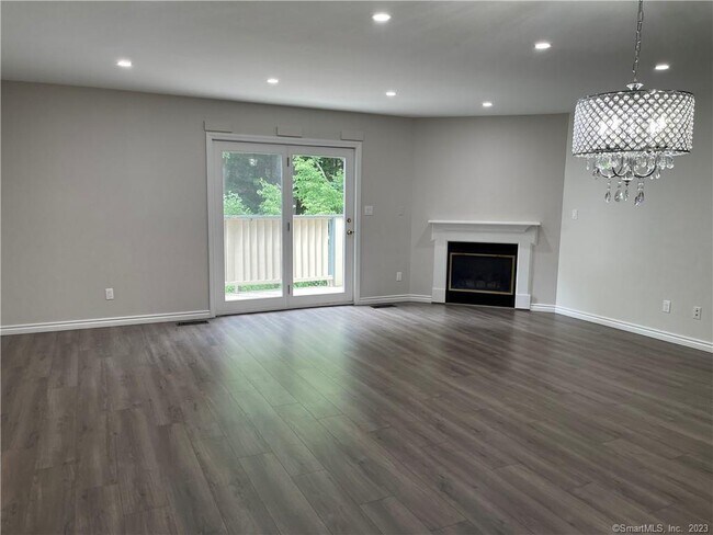 Building Photo - 24 Ivy Grove Ct