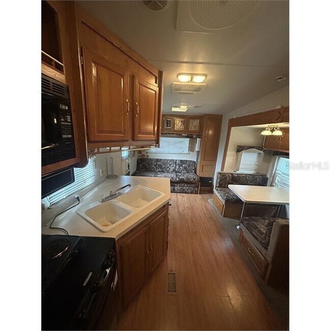 Foto del edificio - 3004 E Yukon St