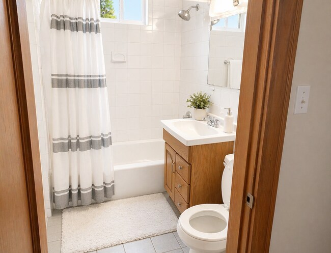 Foto del edificio - 144 Nonantum St