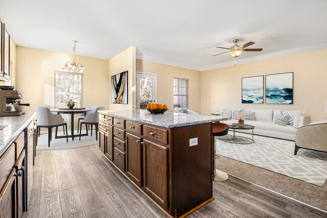 Foto del edificio - 8328 N Nodaway Ave
