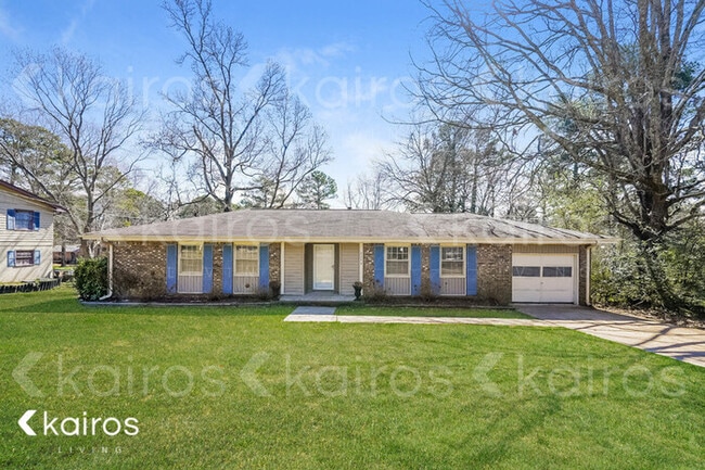 Building Photo - 2319 Applewood Dr