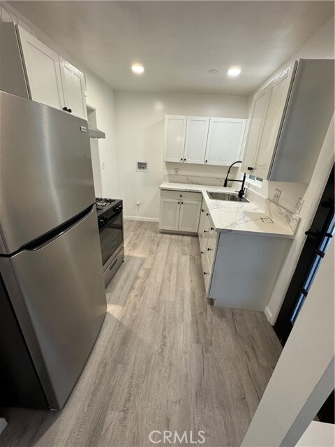 Building Photo - 449 S Pampas Ave
