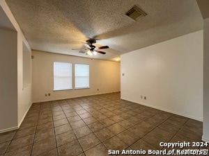 Foto del edificio - 6027 Walnut Mill Dr