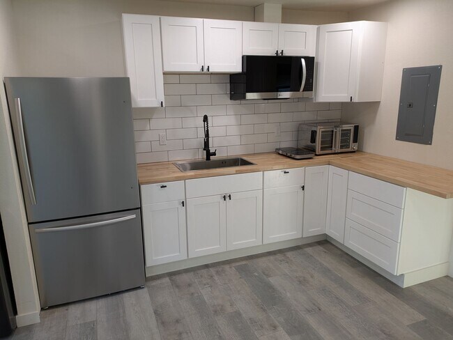 Foto del edificio - 304 N Jefferson St