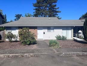 Building Photo - 5539 SW Lombard Ave