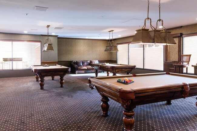 Foto del edificio - 44 W Broadway