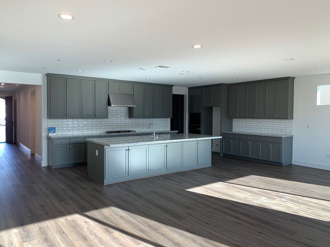 Primary Photo - Home In Tracy Hills - Tenant occupied DO N...
