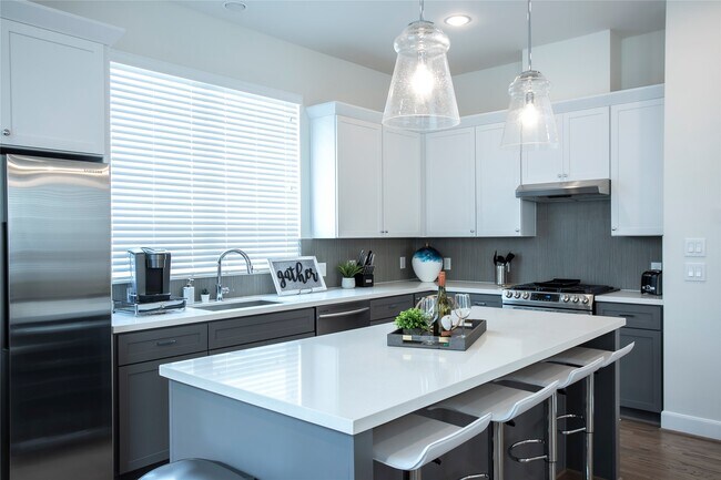 Foto del edificio - 2713 Eado Edge Ct