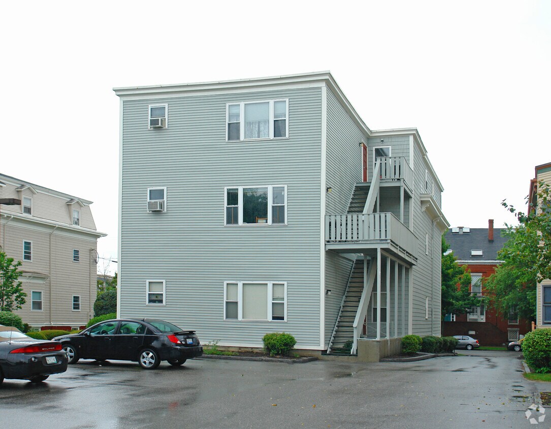 Building Photo - 84 North St
